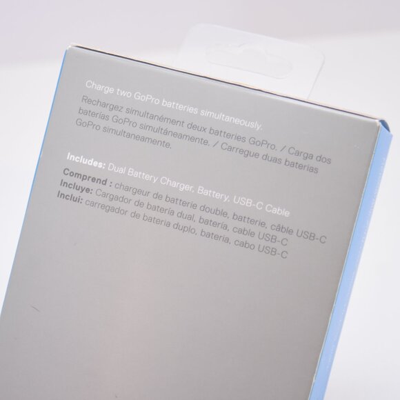 NIB GoPro Dual Battery Charger + 1 Battery Hero 8/7/6 Black - Picture 11 of 11